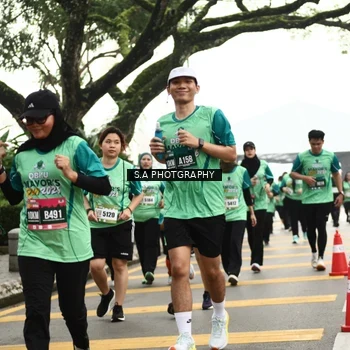 Runner Photo 8585551