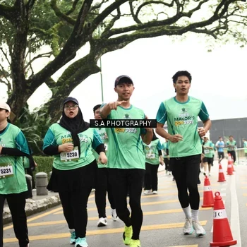 Runner Photo 8585562