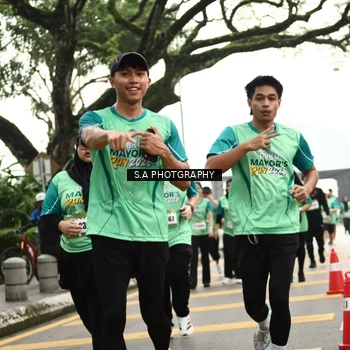 Runner Photo 8585563