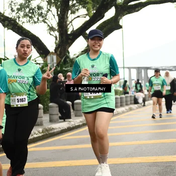 Runner Photo 8585596