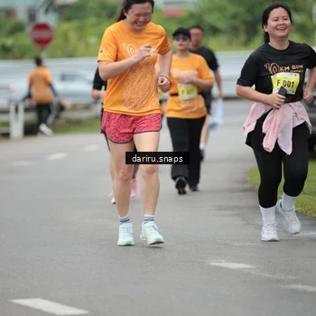 Runner Photo 8585598