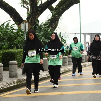 Runner Photo 8585643