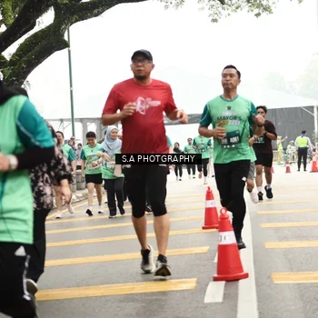 Runner Photo 8585654