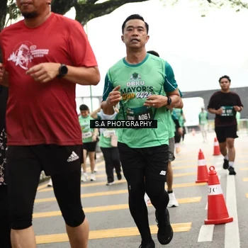 Runner Photo 8585676