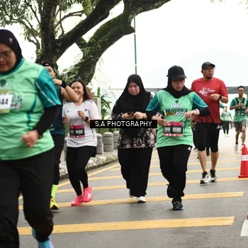 Runner Photo 8585681