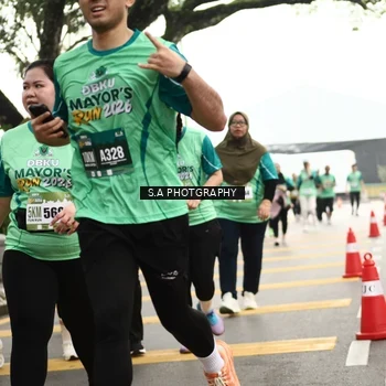Runner Photo 8585711