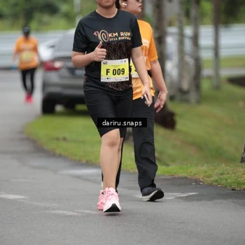 Runner Photo 8585722