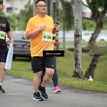 Runner Photo 8585732