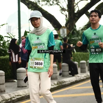 Runner Photo 8585802