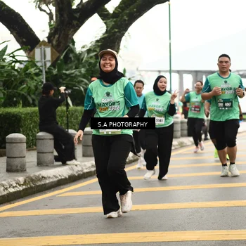 Runner Photo 8585894