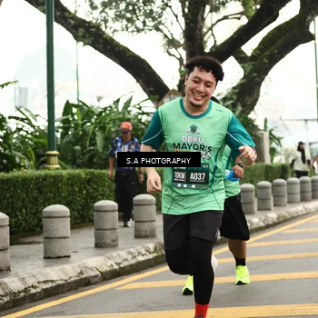 Runner Photo 8585924