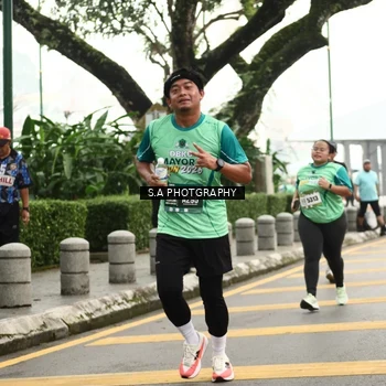 Runner Photo 8585958