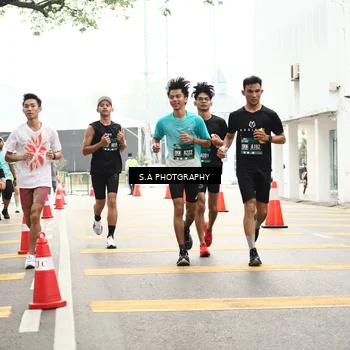 Runner Photo 8586015