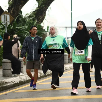 Runner Photo 8586100