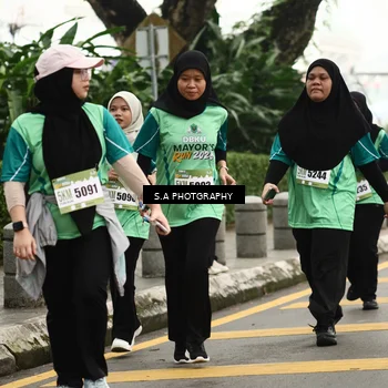 Runner Photo 8586111