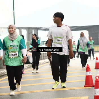 Runner Photo 8586170
