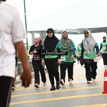 Runner Photo 8586210