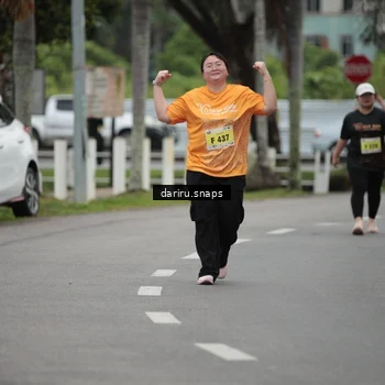 Runner Photo 8586227