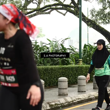 Runner Photo 8586281