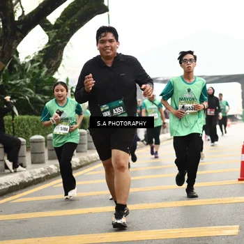 Runner Photo 8586296