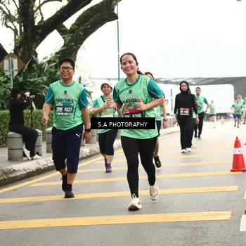 Runner Photo 8586314