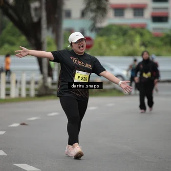 Runner Photo 8586371