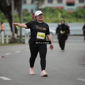 Runner Photo 8586372