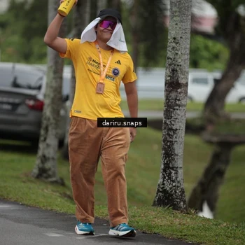 Runner Photo 8586392