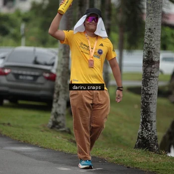 Runner Photo 8586418