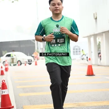 Runner Photo 8586463