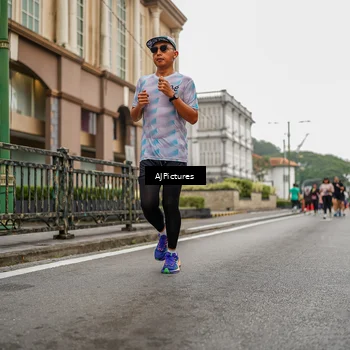 Runner Photo 8586495