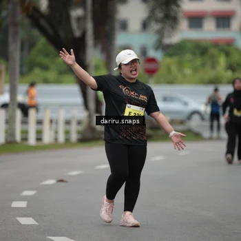 Runner Photo 8586521