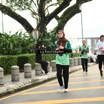 Runner Photo 8586528