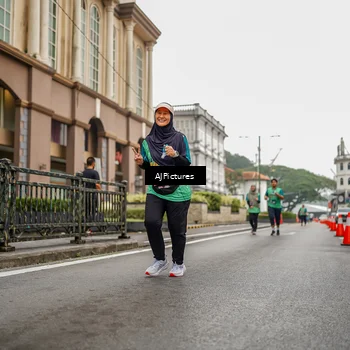 Runner Photo 8586531