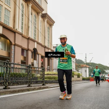 Runner Photo 8586554
