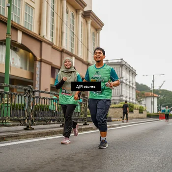 Runner Photo 8586571
