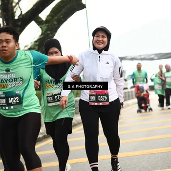Runner Photo 8586630