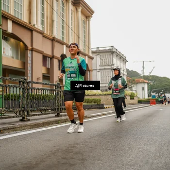 Runner Photo 8586660