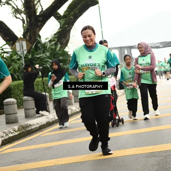 Runner Photo 8586672