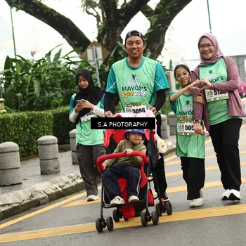 Runner Photo 8586711
