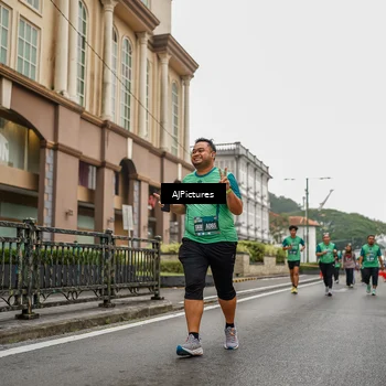 Runner Photo 8586778