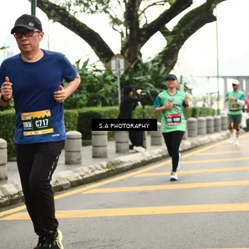Runner Photo 8586787