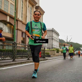 Runner Photo 8586890