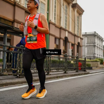 Runner Photo 8586895