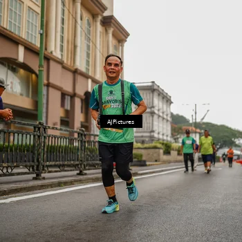 Runner Photo 8586896