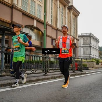Runner Photo 8586897