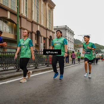 Runner Photo 8586902