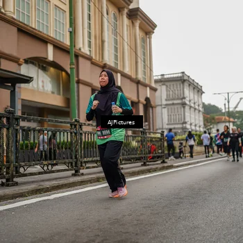 Runner Photo 8587015