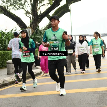Runner Photo 8587056