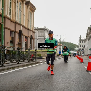 Runner Photo 8587061